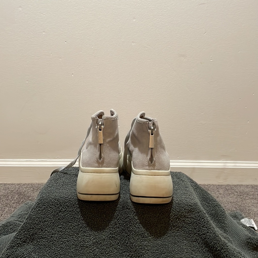 Platform suede sneakers. J/slides NYC size 8.5 - Picture 8 of 9